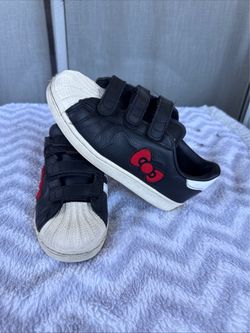Adidas shoes size 3