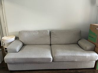 Grey sofa in great condition NEED GONE TODAY