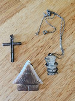 Vintage necklace jewelry from Tahiti. Read description