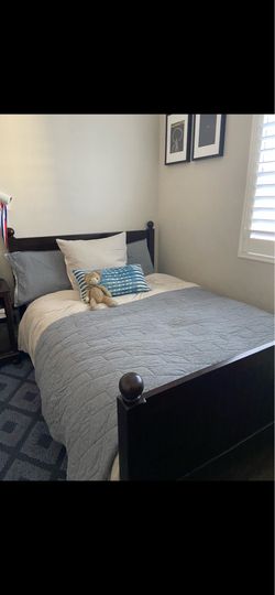 Full Size Bead Board Pottery Barn Bed Frame