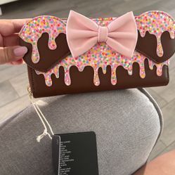 Brown/ Pink Wallet . Brand New 