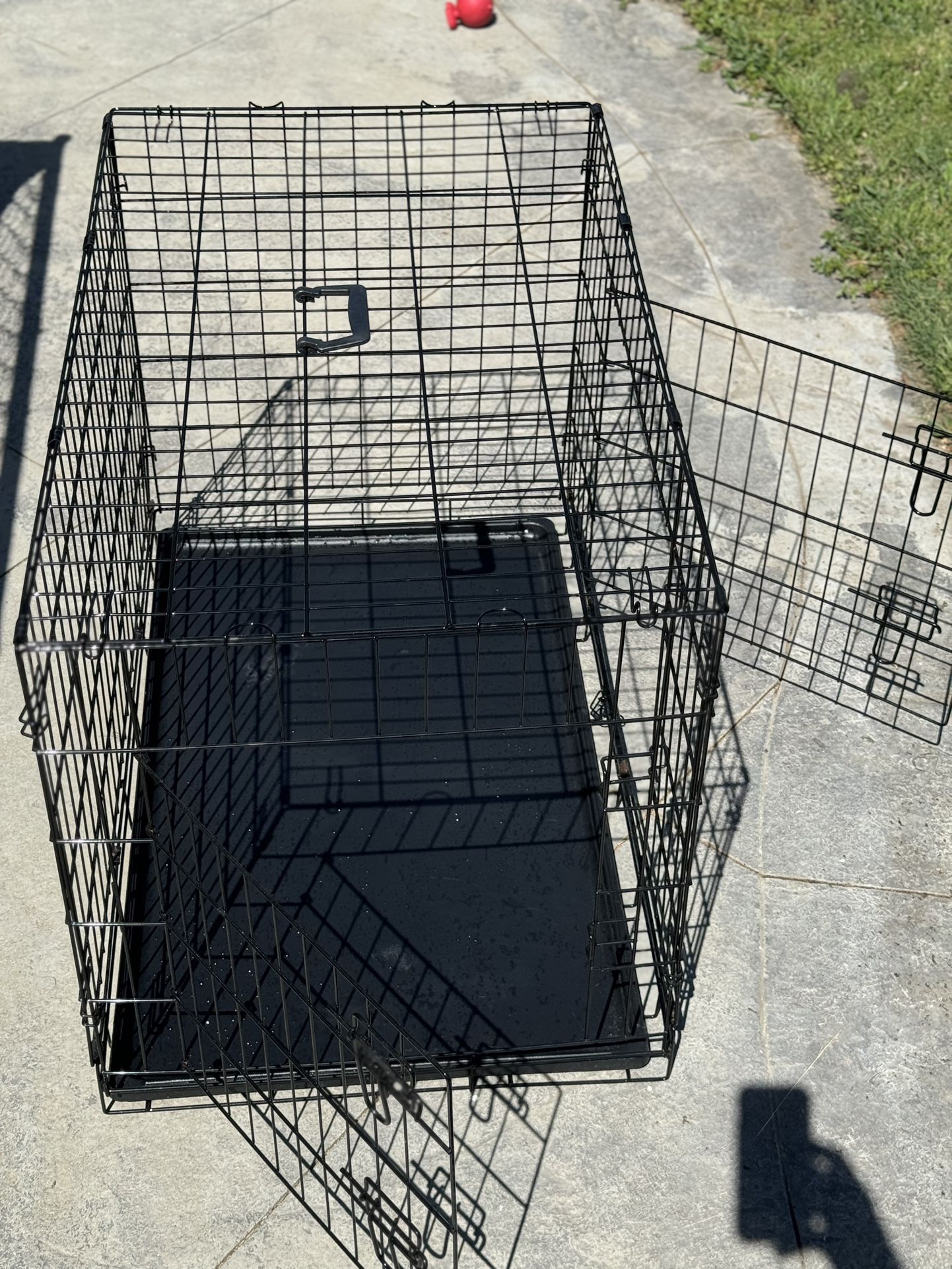 LG Dog Crate