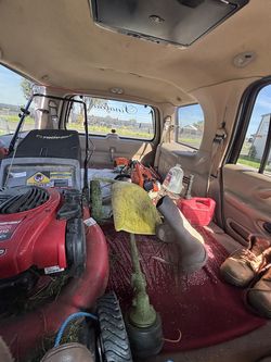 Cutting Grass Service (check description)