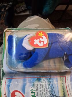 Blue royal elephant.\nT y