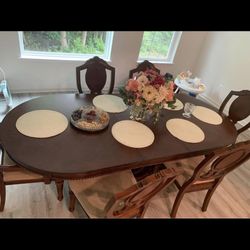 Mahogany Dining Table With 6 Chairs 