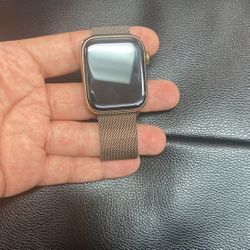 Apple Watch Series 9 44mm