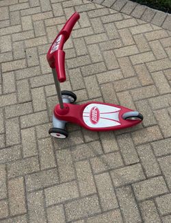 Radio Flyer Scooter