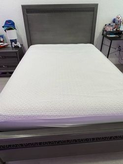 Full Bed , Night Stand