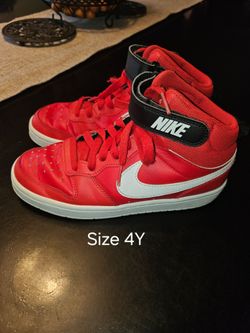 Nike Court Borough Mid 2