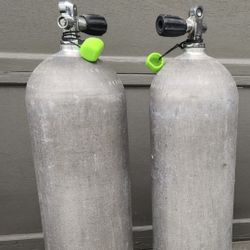 2 Great Scuba diving tanks 