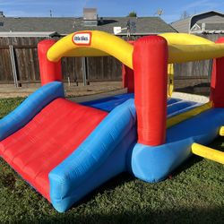 Little Tikes Jump N Slide 