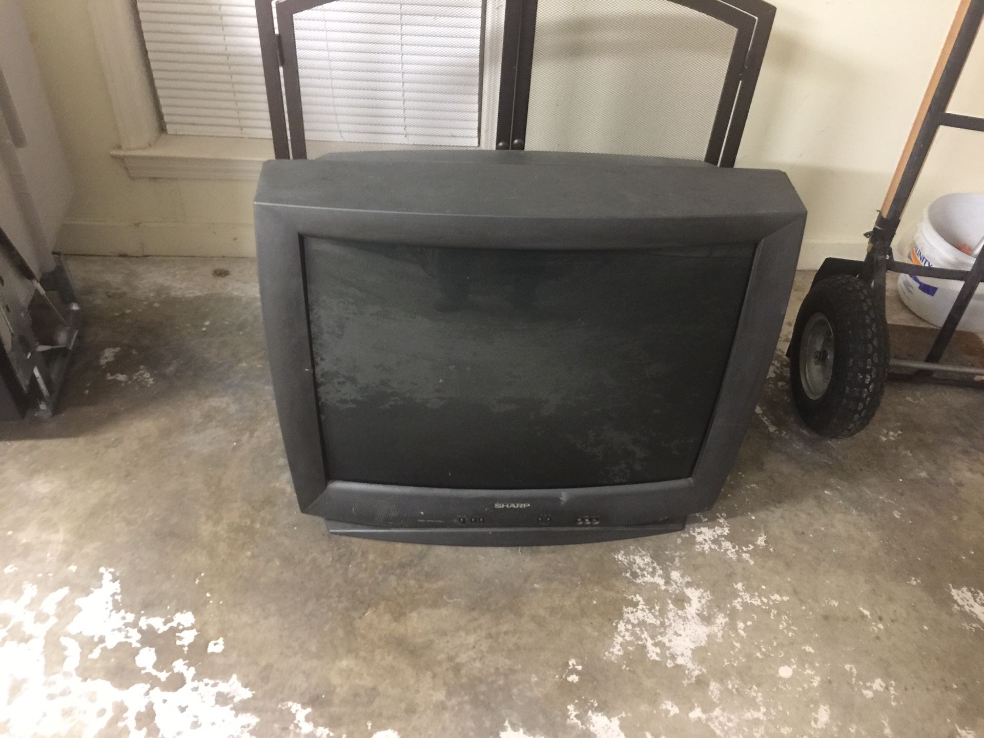 TV older but still operates good cable ready