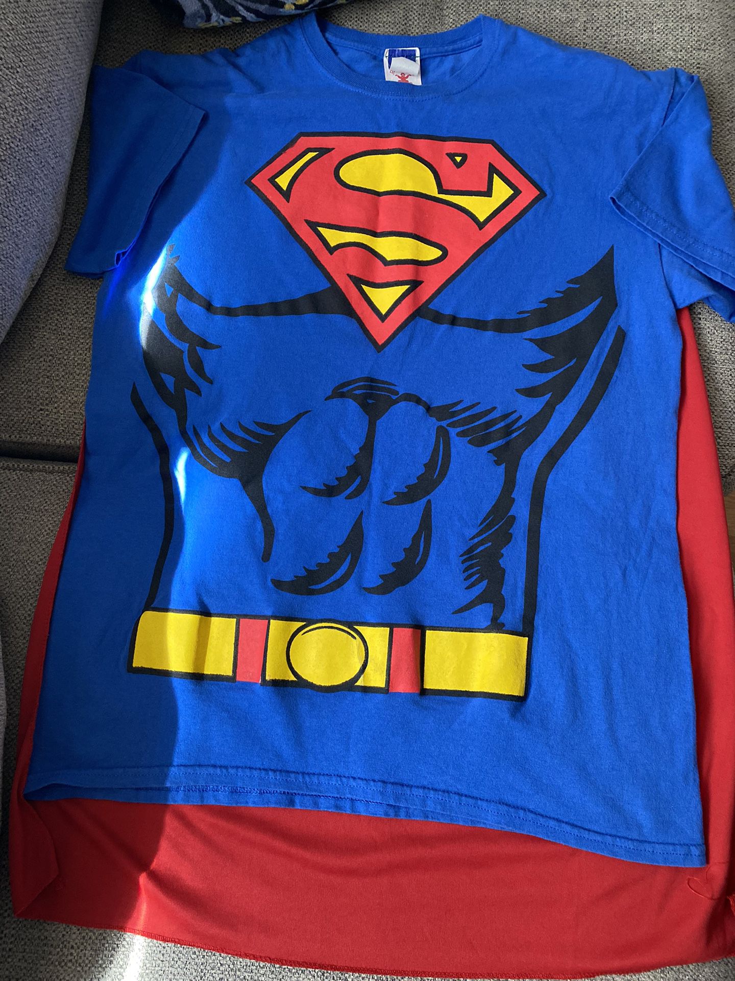 Superman T-Shirt Size Medium 