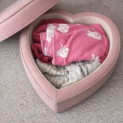 Pink heart storage ottoman