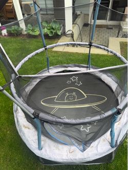 Free Trampoline