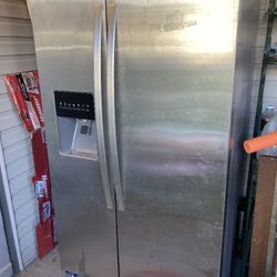 Refrigerator Used 