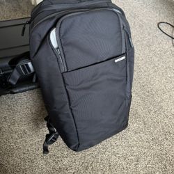 Incase 26L DSLR pro pack Camera Bag