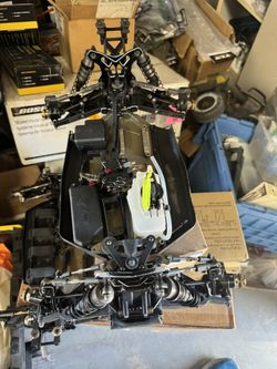 Losi 8ight X 2.0 Nitro Race Roller 1/8 Scale Buggy