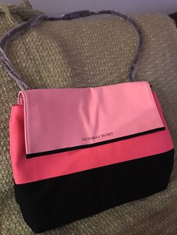 NWT Victoria Secret Messenger Bag