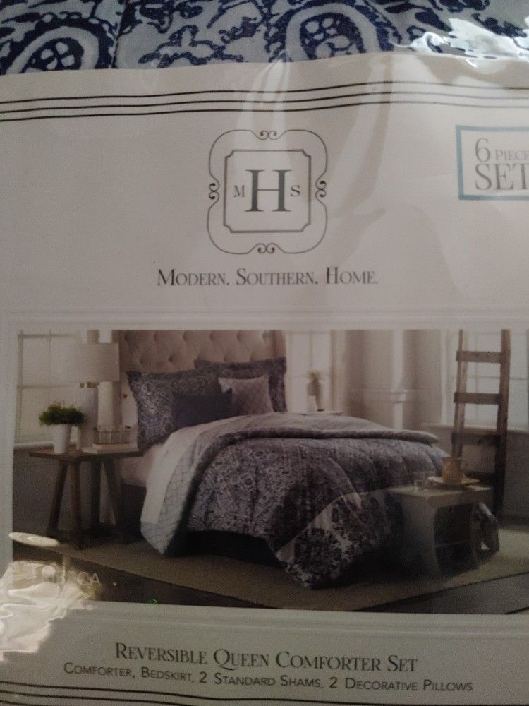 Queen Comforter Set
