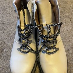 Mens Boots(size 11)