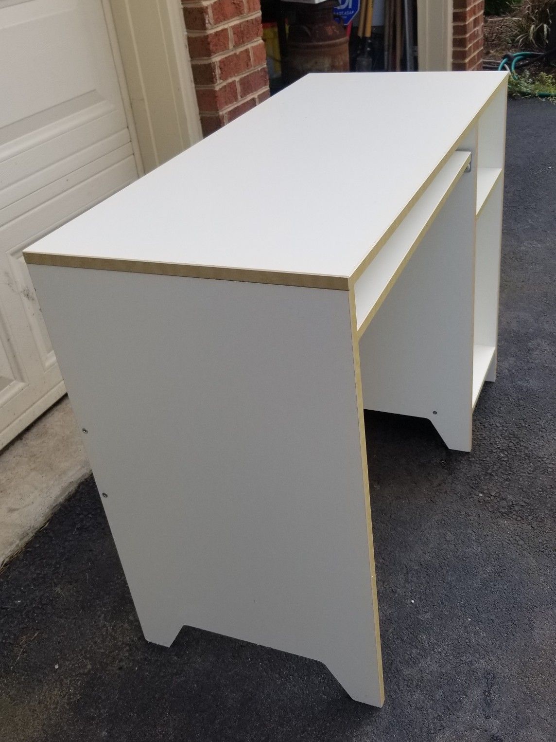 White Ikea DESK