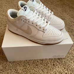 Nike By You (Nike ID) Dunks In White Leather, Suede Swoosh And Gum Bottoms. Basically New( Tried On)