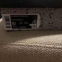 Jordan 4 Infrared Size 5.5 Y