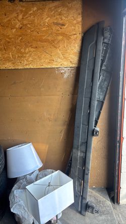 Toyota Tacoma rails