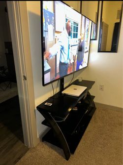 Black glass tv stand