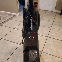 Bissell Carpet Cleaner 