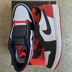 Jordan 1 Low Black Toe