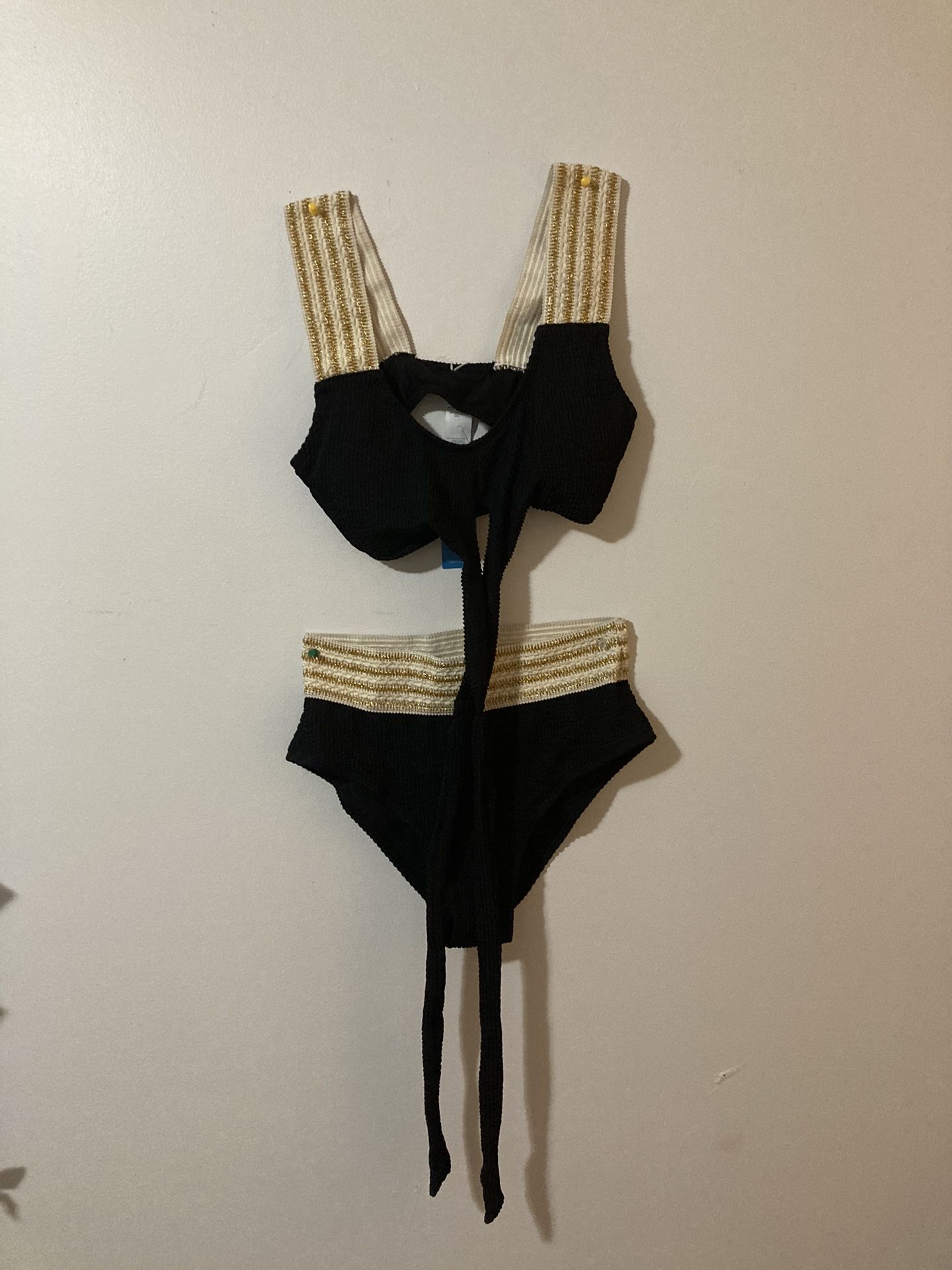 Cupshe Gut-Hiding Bathing Suit-Medium-Never Worn