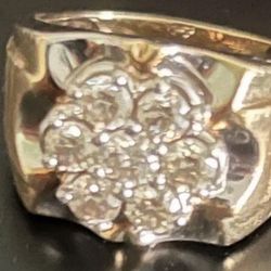 Diamond cluster ring