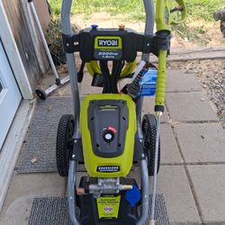 Ryobi 2500 PSI 1.2 GPM High Performance Cold Water Electric Pressure Washer
