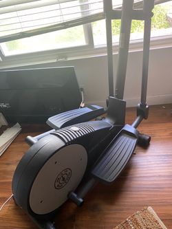 Golds Gym Stride Trainer  Elliptical Machine
