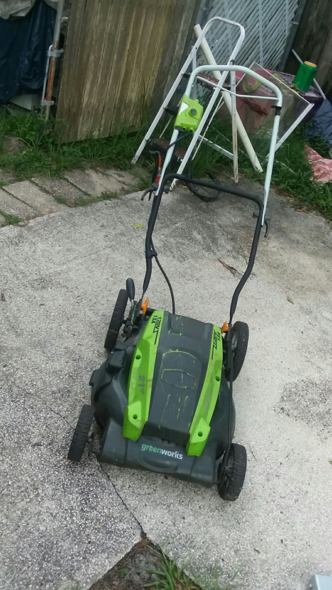 Lawn mower electric by Greenworks