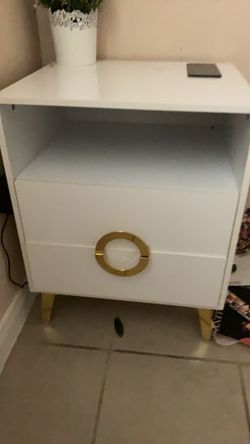 Night stand