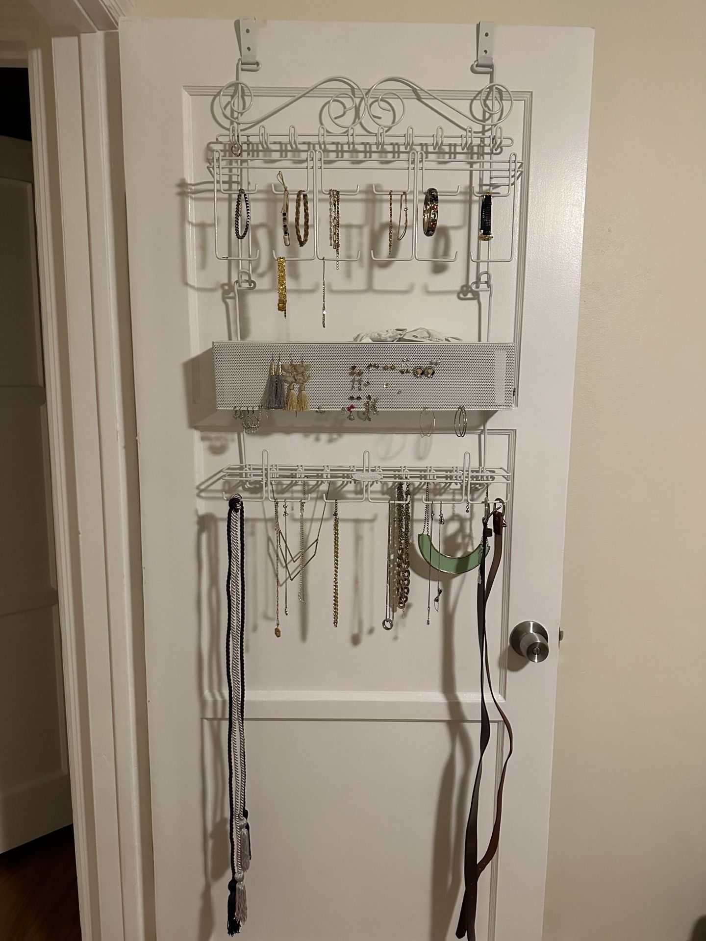Longstem Hanging Jewelry Organizer Over the Door / Wall Hanging All in One Jewelry Storage White