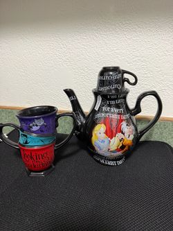 Disney Parks Alice in Wonderland Teapot and Mug