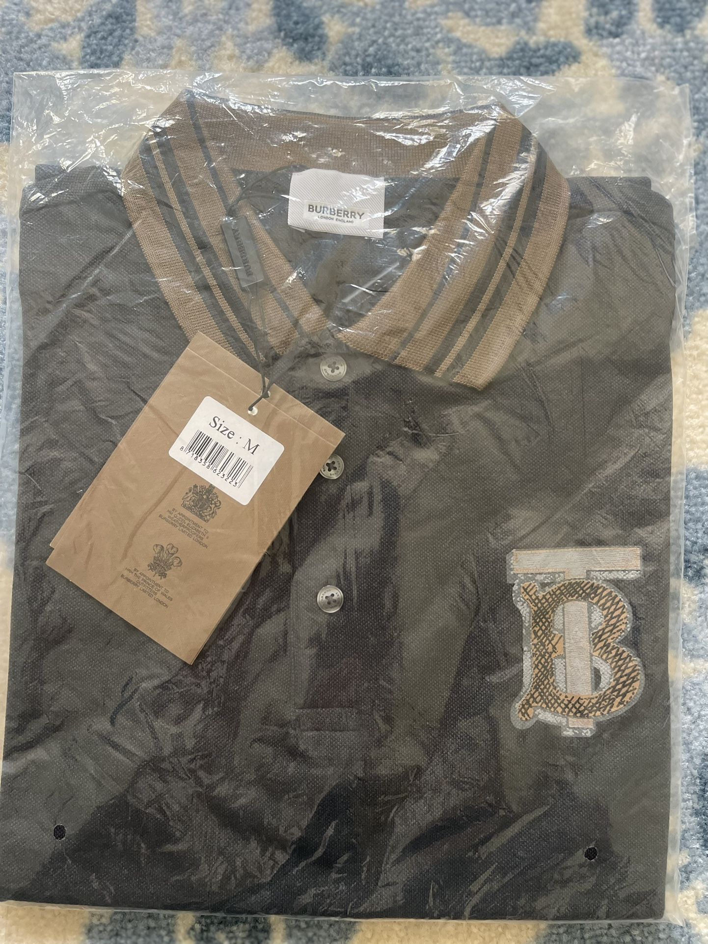 NWT Burberry Medium Size Gray Color Man Polo T-shirt