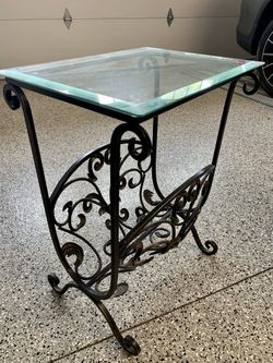 Glass Top Magazine/ Book Holder