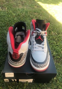 Jordan spizike 4