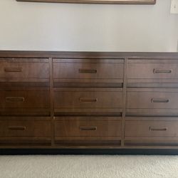 9 Drawer Dresser