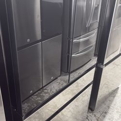 Samsung bespoke smart refrigerator with door and door beverage center