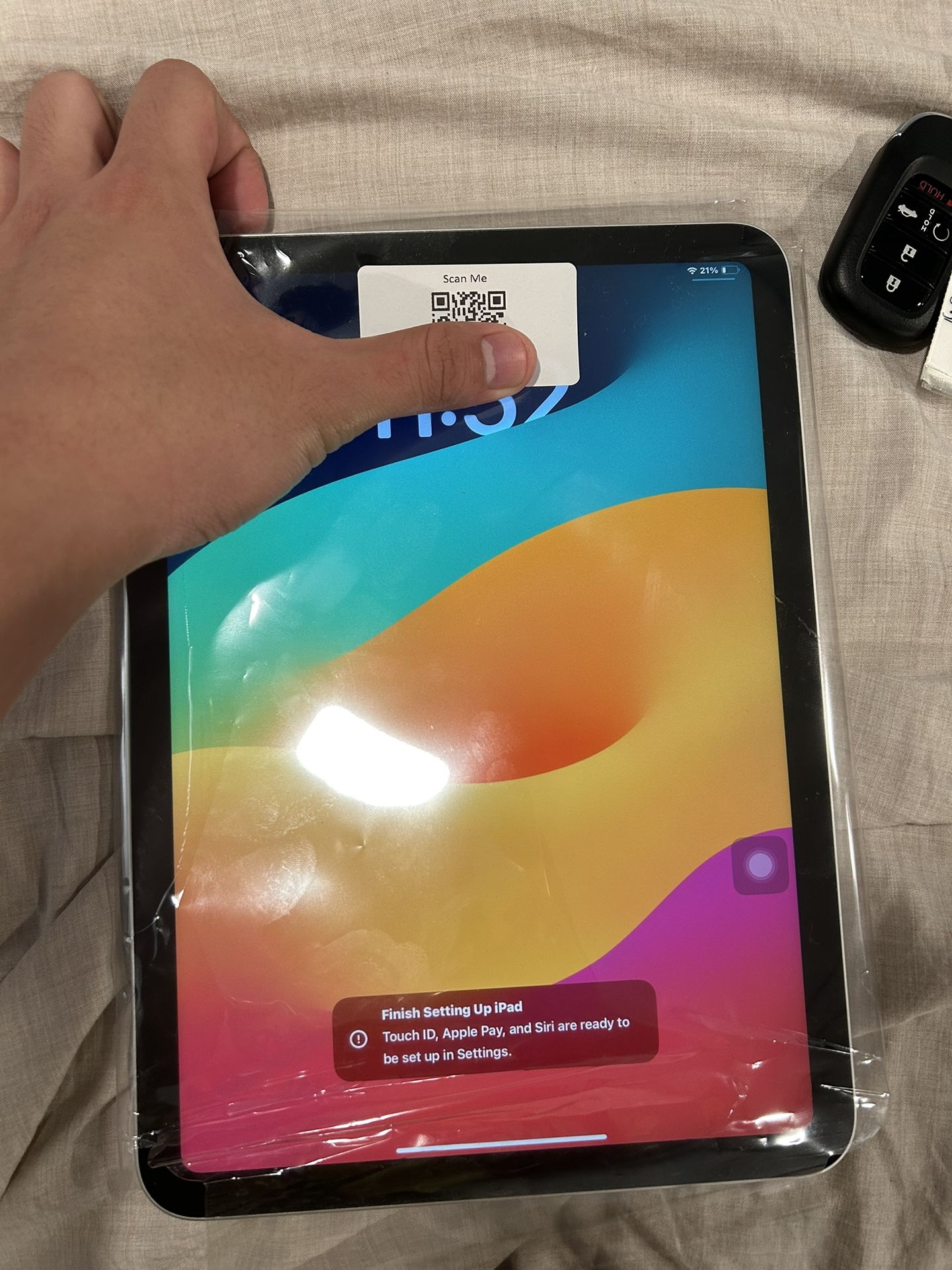 iPad 10th Gen (2022) – 64GB Silver – Like New | Renewed Premium