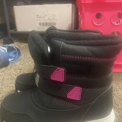 girls size 13 snow boots