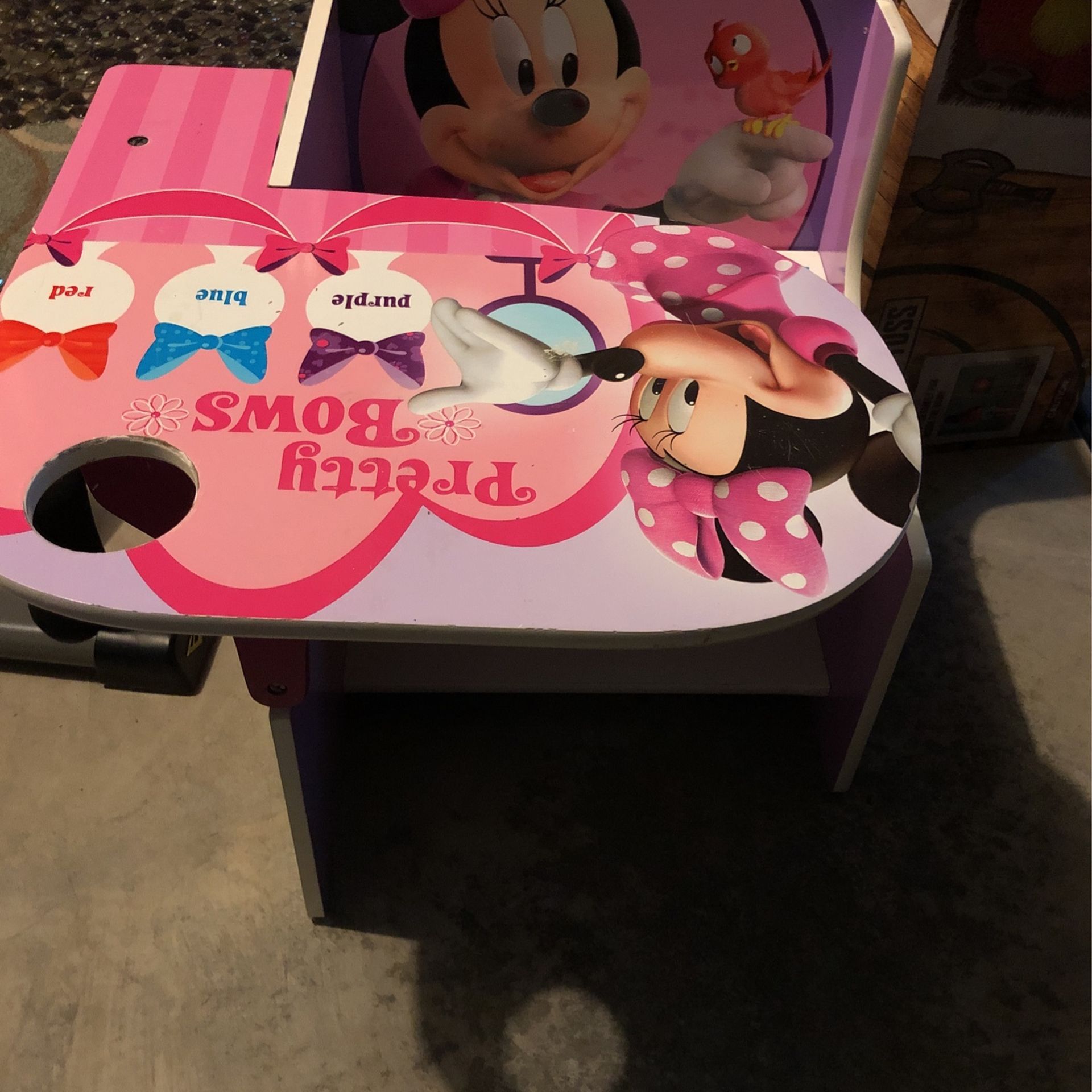 Kid Chair With Cup holder and Storage 
