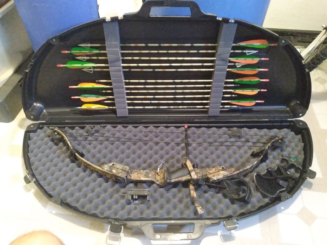 Compound Bow Golden Eagle With Arrows, Release, Case