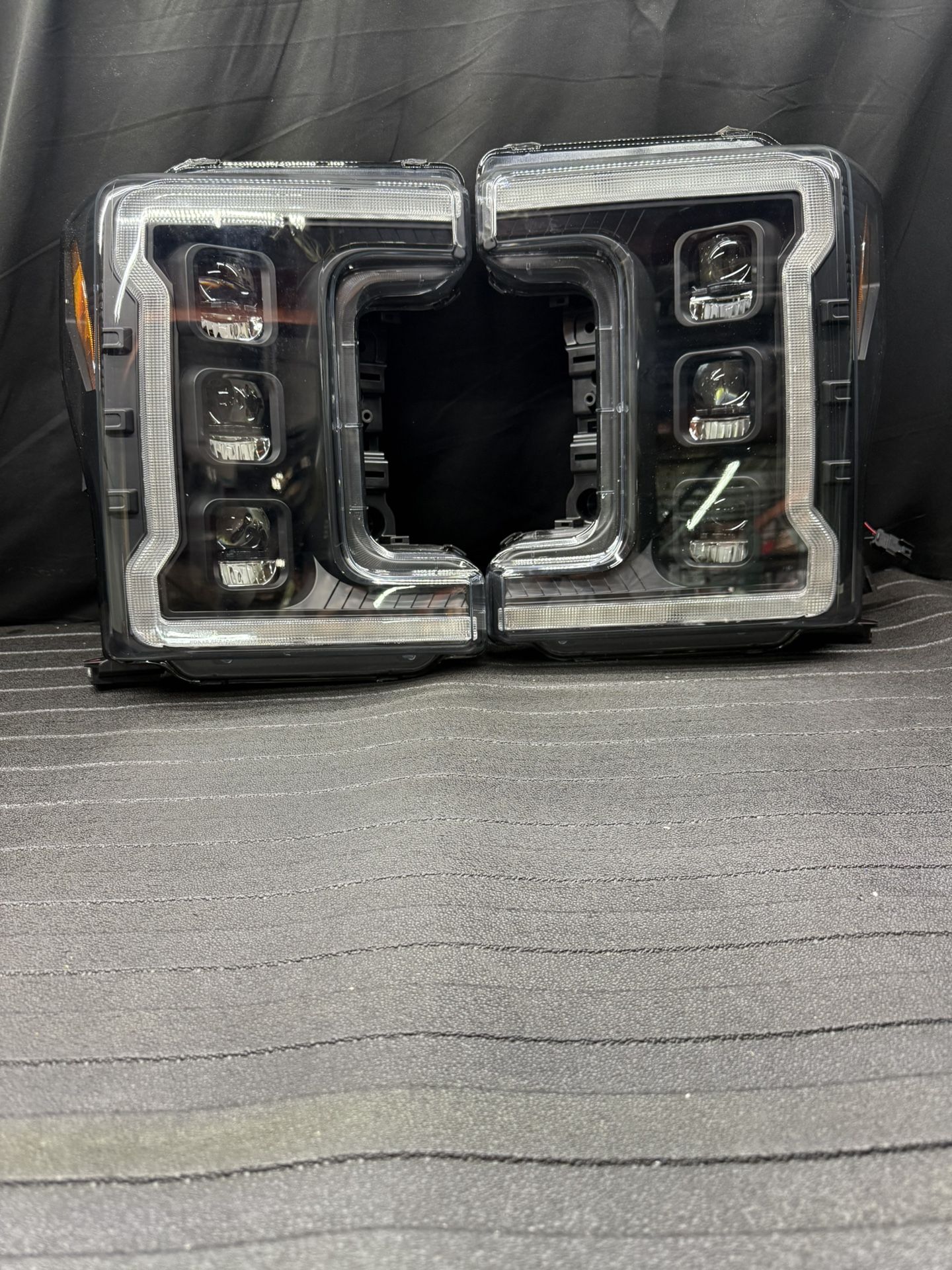 2017 - 2019 Ford F250 F350 Headlights FULL LED NEW